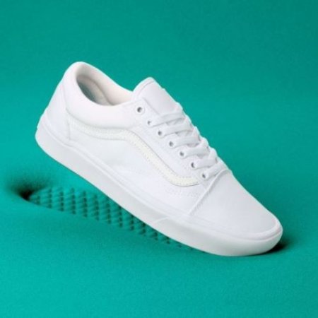 Vans | Men's Comfycush Old Skool (Classic) True White